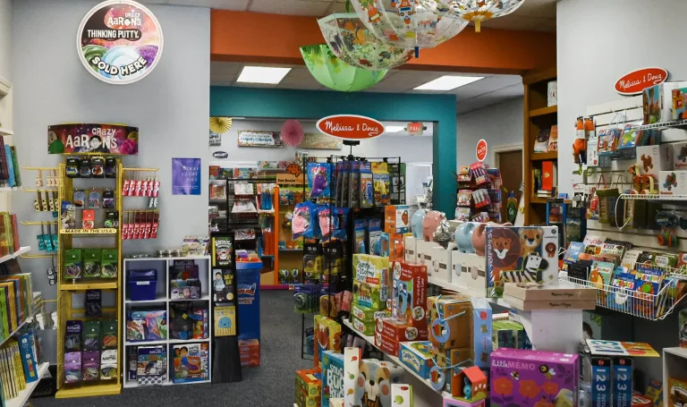 Smarty Pants Toys & Gifts