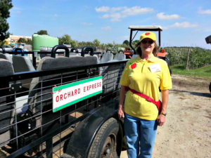 At the heart of Hancock County are the people who make up the community and this month we are shining the spotlight on Gene and Jane Geckle, the owners of Geckle Orchard • VisitFindlay.com