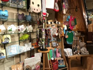 Spring is the season of babies, and we have your list of go-to spots for baby shower gifts here that will impress any mom-to-be! • VisitFindlay.com