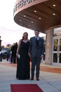 Visit Findlay Blogger Olivia shares the best ways to be prepared for Prom in Findlay, from finding the perfect dress, where to eat, and photo worthy spots!  •  VisitFindlay.com