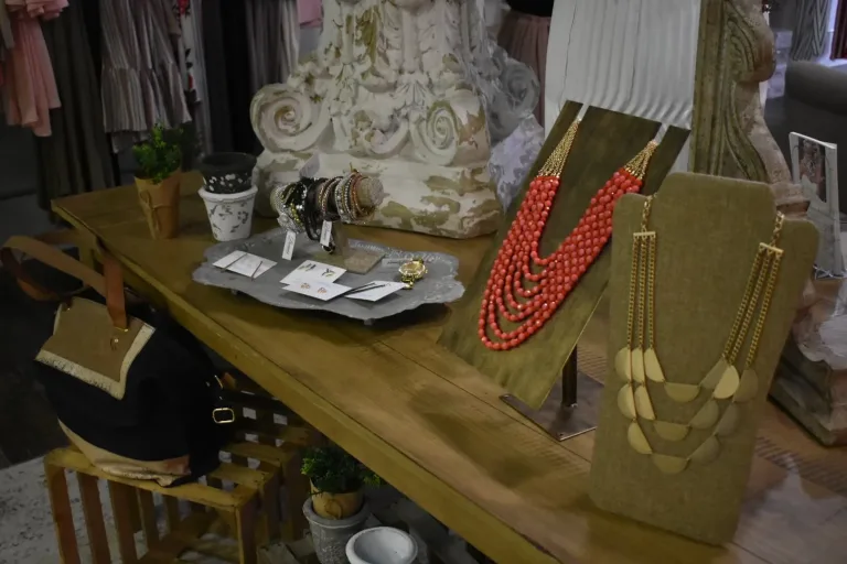 Find the Unique at The Urban Market