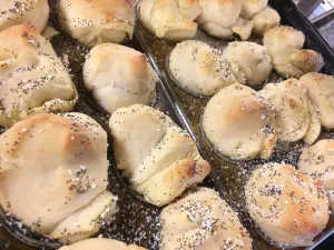 Visit Findlay's Danielle shares her step-by-step guide for first-timer's experiencing their first Findlay and Hancock County Thanksgiving! • VisitFindlay.com