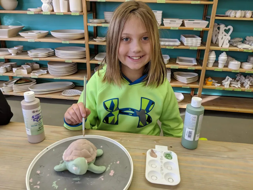 Visit Findlay Blogger Sarah takes you on her family's experience finding their creativity at Painters' Pottery in Downtown Findlay! • VisitFindlay.com
