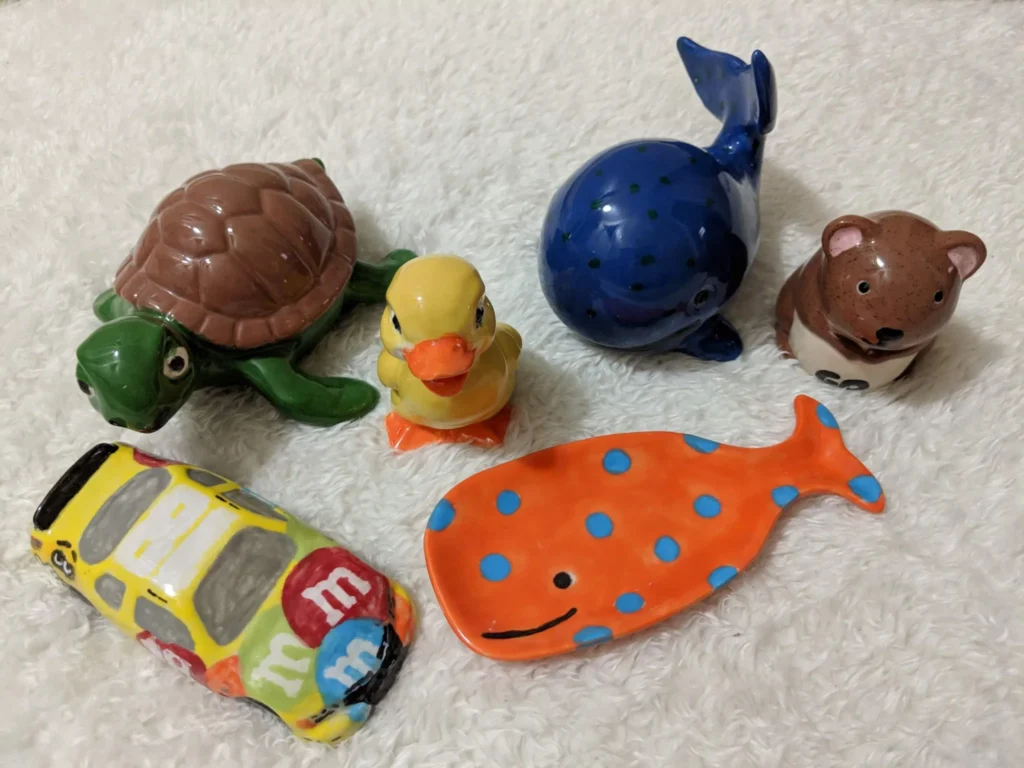 Visit Findlay Blogger Sarah takes you on her family's experience finding their creativity at Painters' Pottery in Downtown Findlay! • VisitFindlay.com