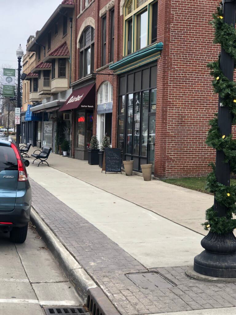 Downtown Findlay is a great place for your family to spend a weekend day.  Enjoy local shops, a coffee and sweets date, a workout, and an overall great day!  •  VisitFindlay.com
