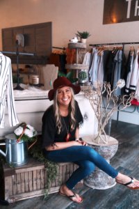 Visit Findlay Blogger Kellie shares why she is giving up shopping big brands and focusing on all the great boutiques in Findlay instead! • VisitFindlay.com