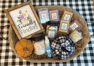 Meet Mark and Diane Yonut, the faces behind Downtown Findlay's Elida Candle Company, a hand-poured soy candle company located on Main Street! • VisitFindlay.com