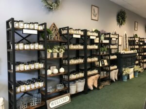 Meet Mark and Diane Yonut, the faces behind Downtown Findlay's Elida Candle Company, a hand-poured soy candle company located on Main Street! • VisitFindlay.com