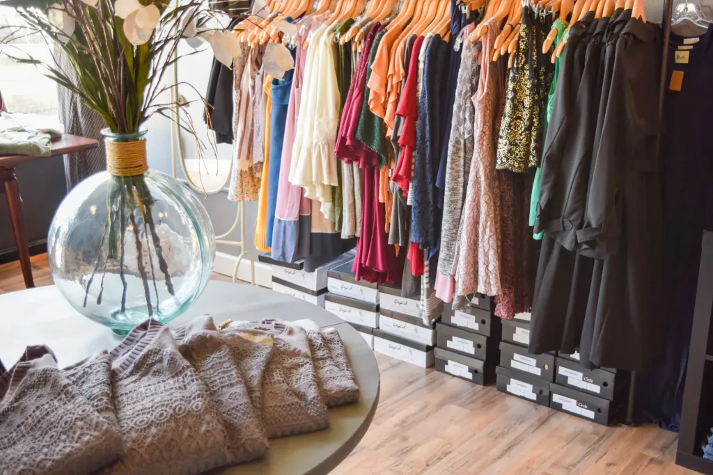 Get to know Shenna Gonzalez, the owner of Downtown Findlay's Shimmery Belle Boutique! Shimmery Belle is open for in-person or online shopping! • VisitFindlay.com