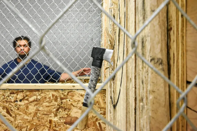 Plan your Guys Trip in Findlay