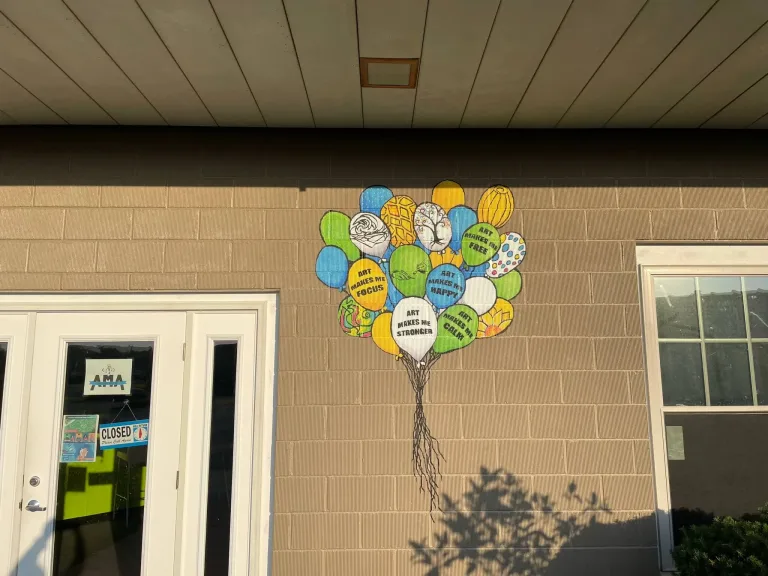 Art Makes Me... mural